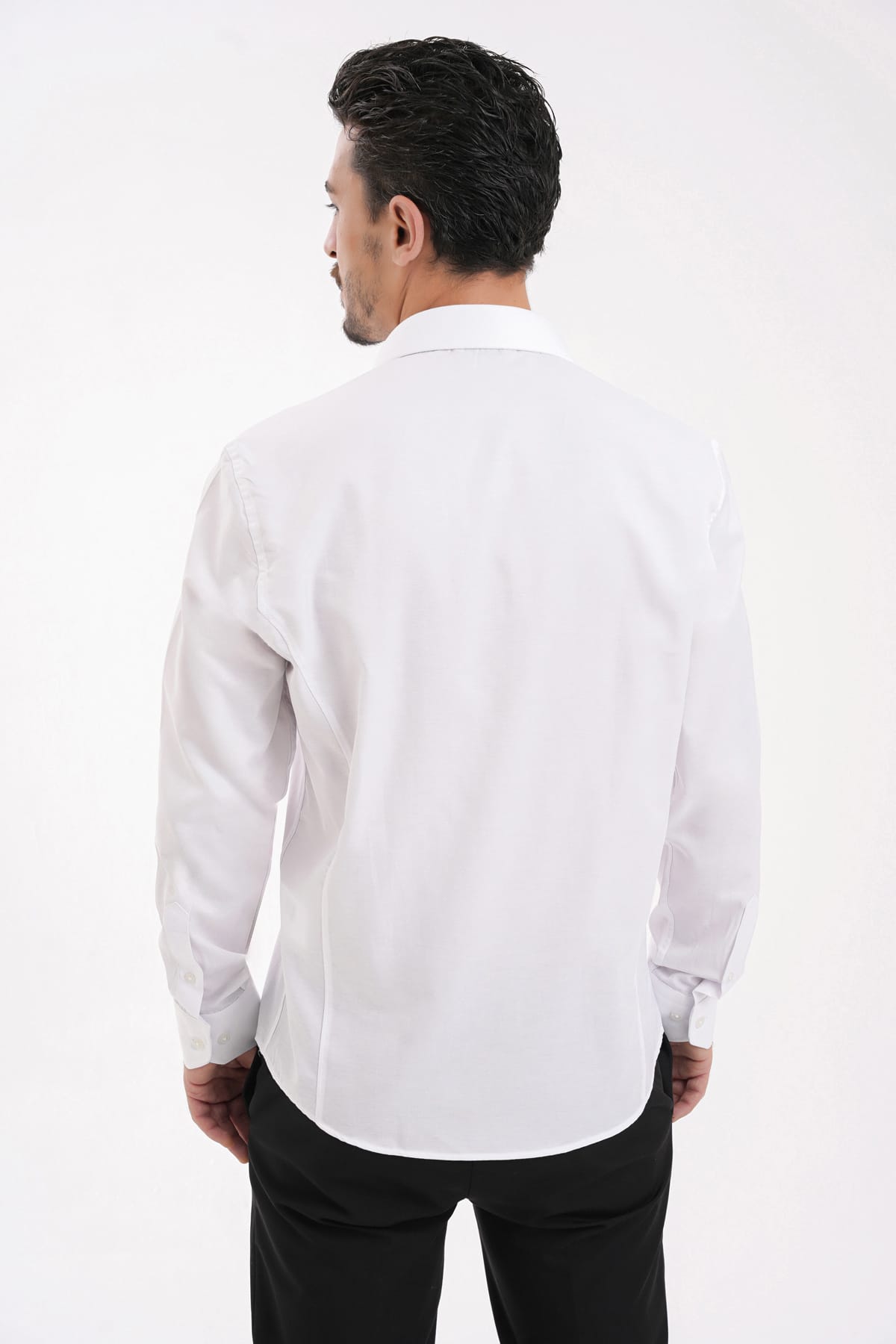 YİGİTTEKİN Saten Dikiş Detaylı İtalyan Yaka Kulplu Slim Fit Gömlek Beyaz - Görsel 5