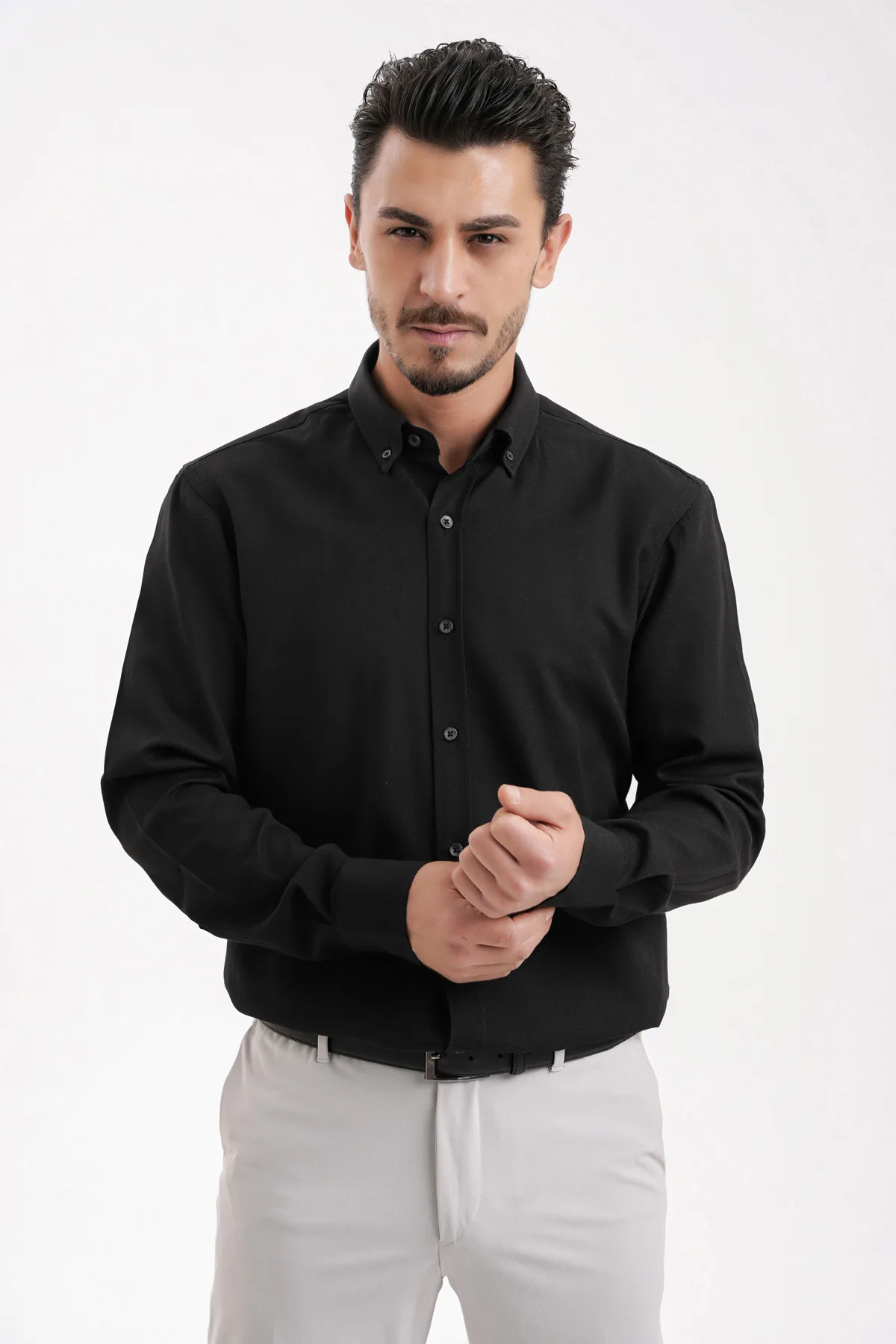 YİGİTTEKİN Düğmeli Yaka Slim Fit Oxford Gömlek Siyah - Görsel 2