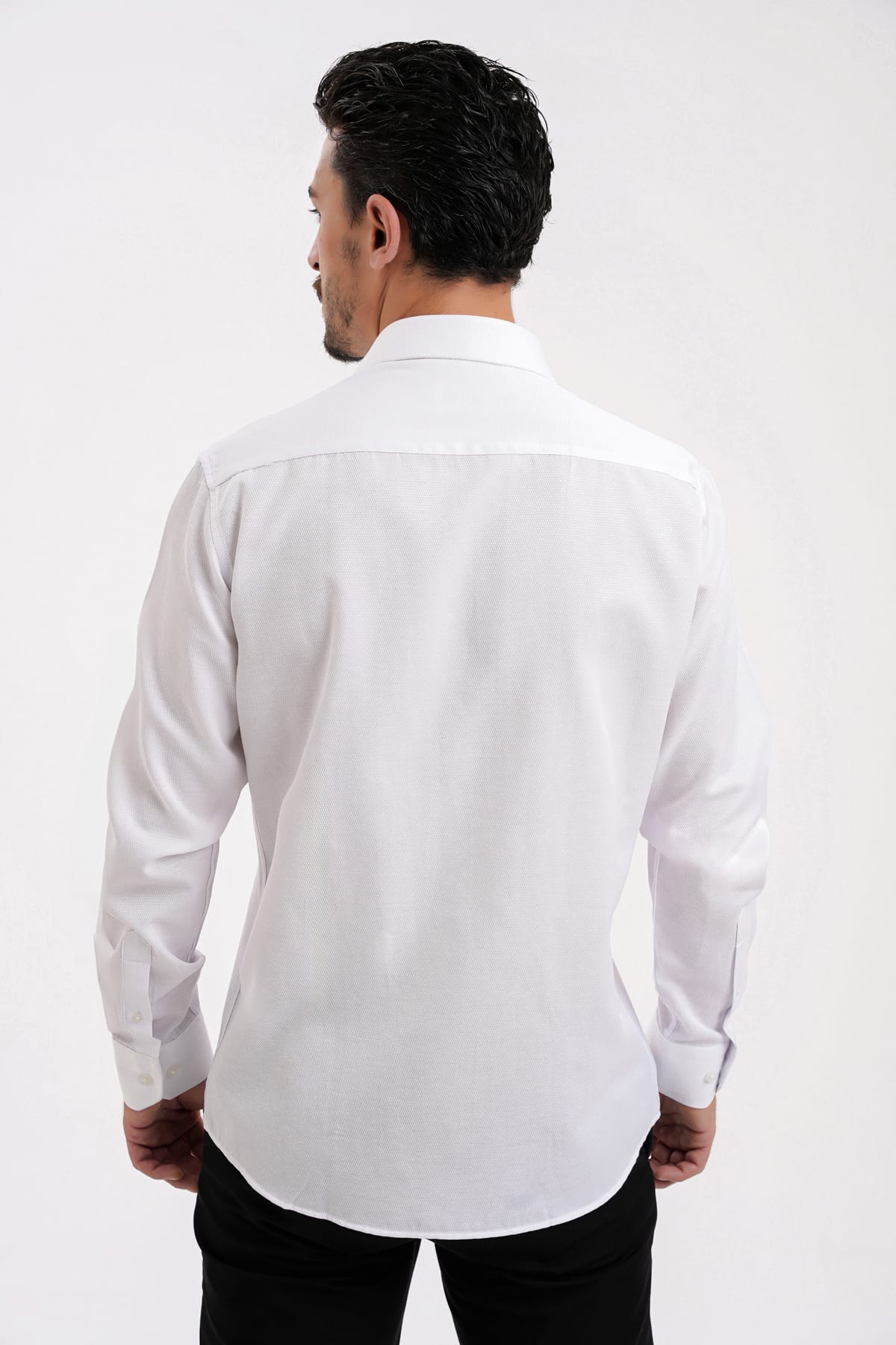 YİGİTTEKİN Armür Dokulu İtalyan Yaka Slim Fit Gömlek Beyaz - Görsel 2