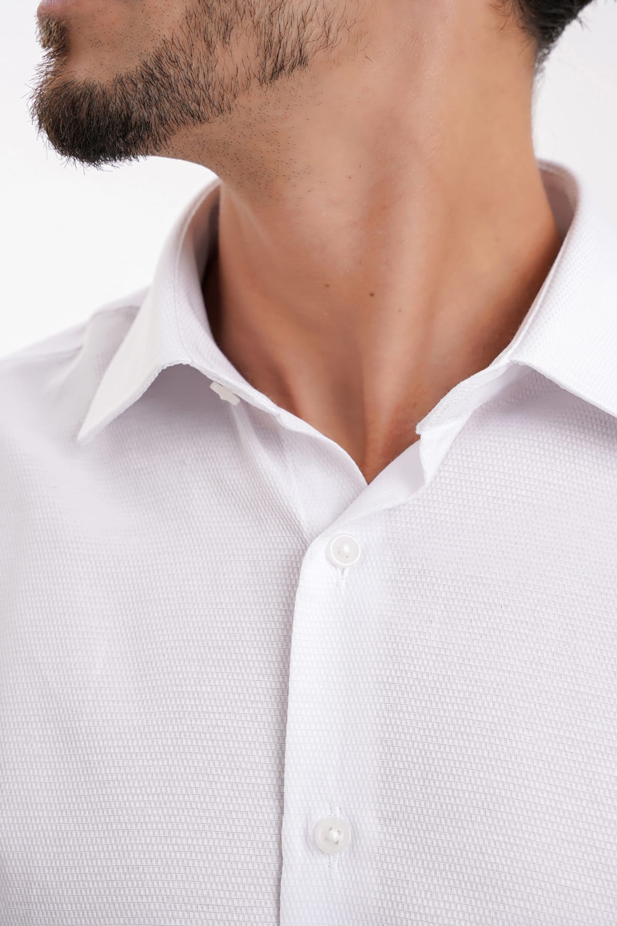 YİGİTTEKİN Armür Dokulu İtalyan Yaka Slim Fit Gömlek Beyaz - Görsel 4